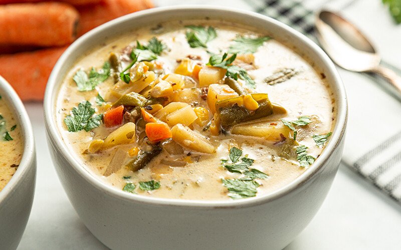 Laura's Lean Creamy Ground Beef & Potato Soup