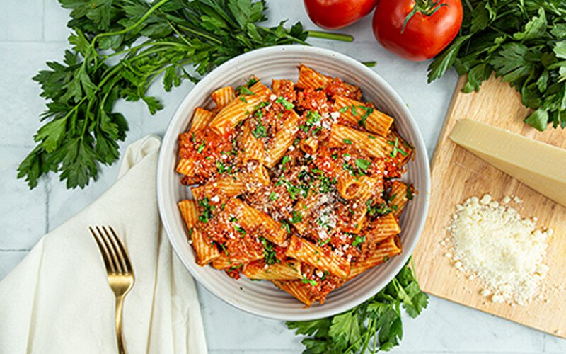 Five-Ingredient Pasta with Bolognese Sauce