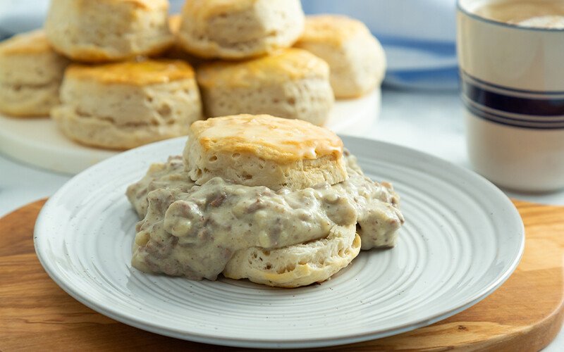 Biscuits & Ground Beef Gravy